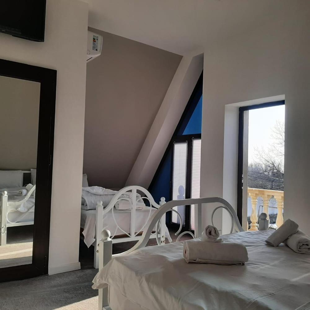 Viva Hotel Gabala With Outdoor Pool ,Sauna And Waterfall 盖贝莱 外观 照片